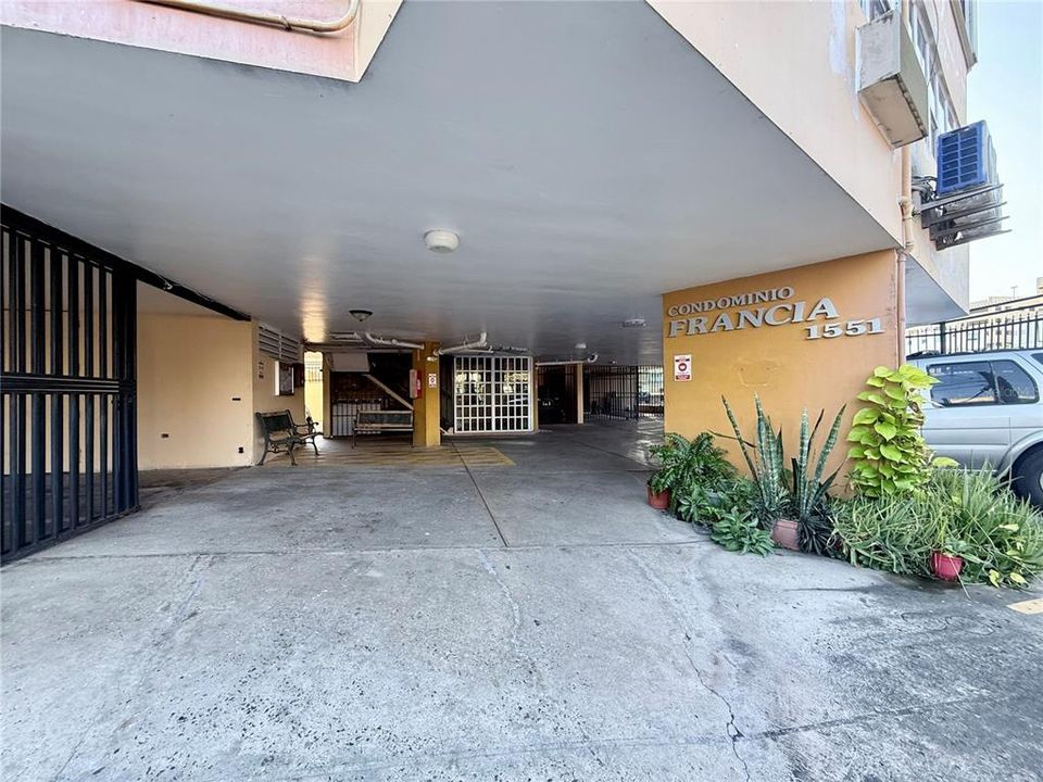 En Venta: $175,000 (2 camas, 1 baños, 679 Pies cuadrados)