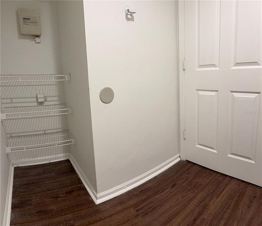 For Sale: $270,000 (3 beds, 2 baths, 1187 Square Feet)