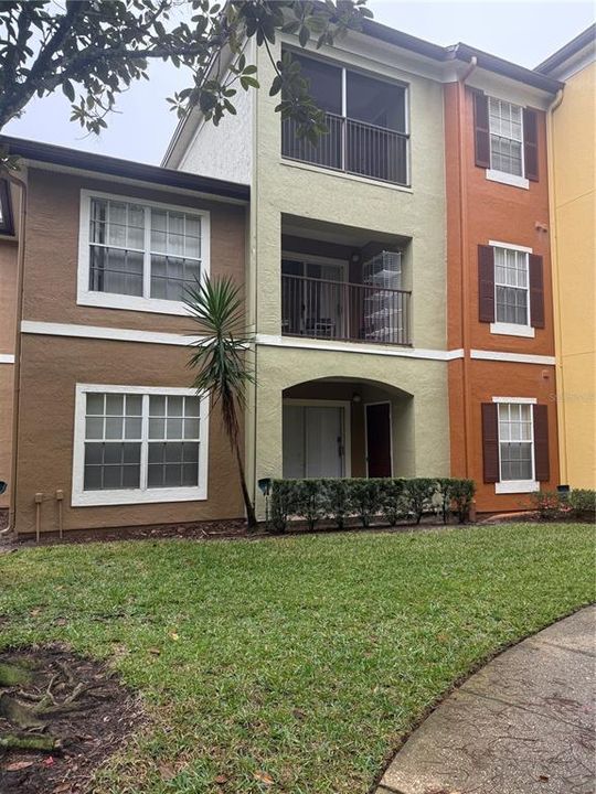 For Sale: $270,000 (3 beds, 2 baths, 1187 Square Feet)