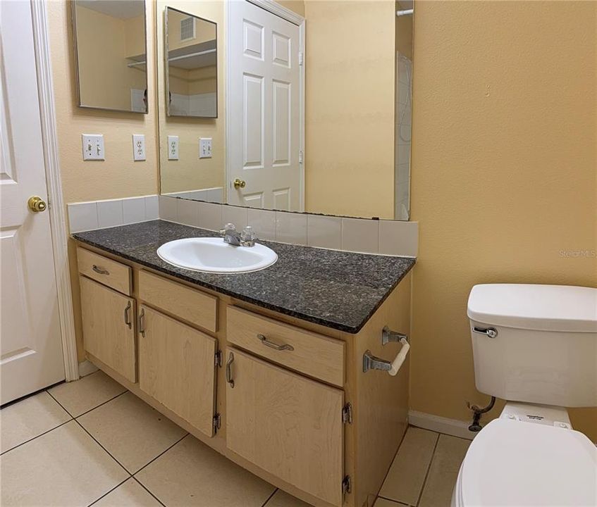 For Sale: $270,000 (3 beds, 2 baths, 1187 Square Feet)