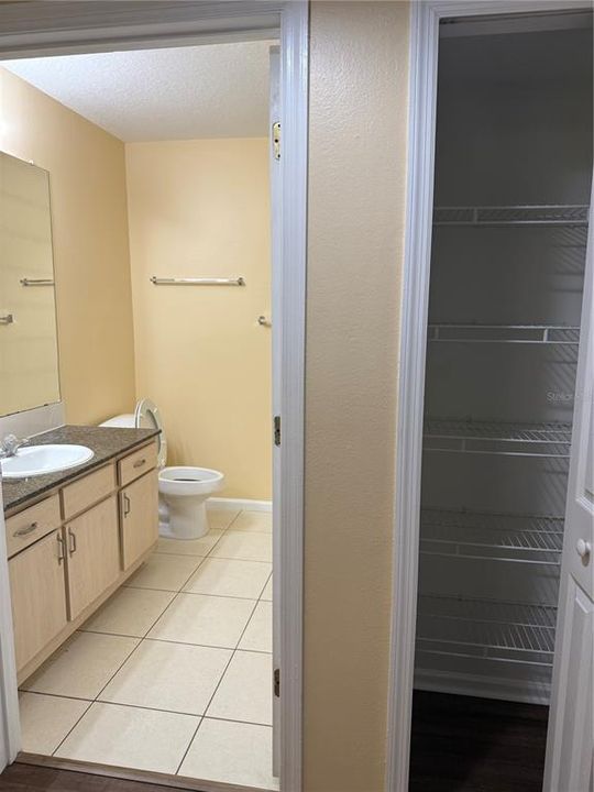 For Sale: $270,000 (3 beds, 2 baths, 1187 Square Feet)