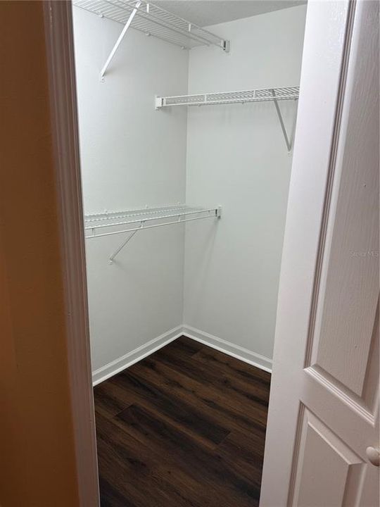 For Sale: $270,000 (3 beds, 2 baths, 1187 Square Feet)