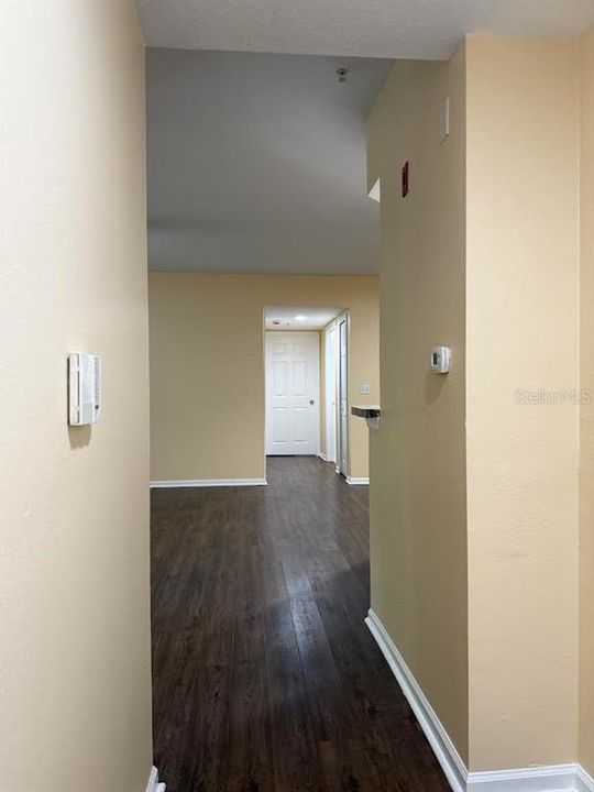 For Sale: $270,000 (3 beds, 2 baths, 1187 Square Feet)