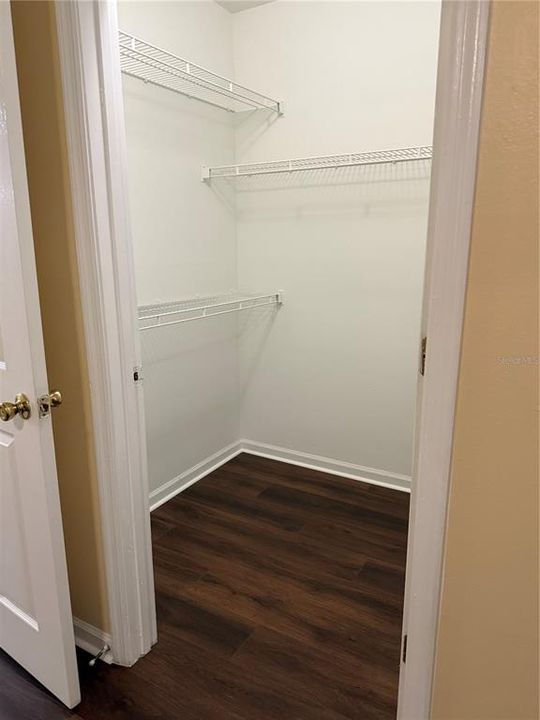 For Sale: $270,000 (3 beds, 2 baths, 1187 Square Feet)