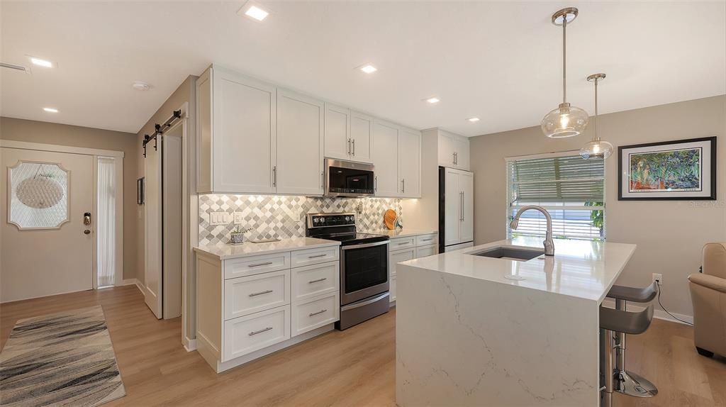 For Sale: $475,000 (3 beds, 2 baths, 1500 Square Feet)