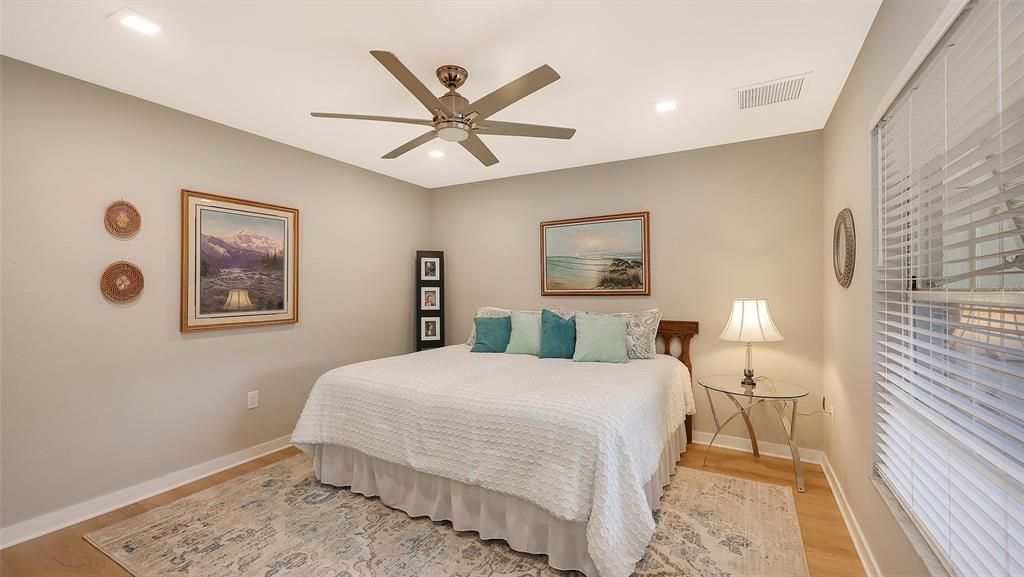 For Sale: $475,000 (3 beds, 2 baths, 1500 Square Feet)