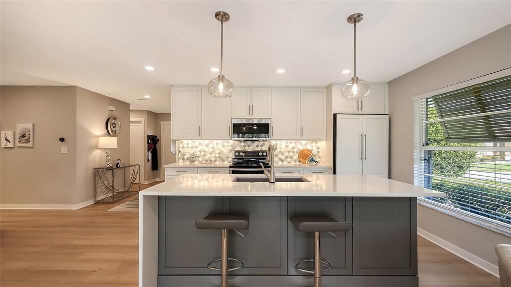 For Sale: $475,000 (3 beds, 2 baths, 1500 Square Feet)