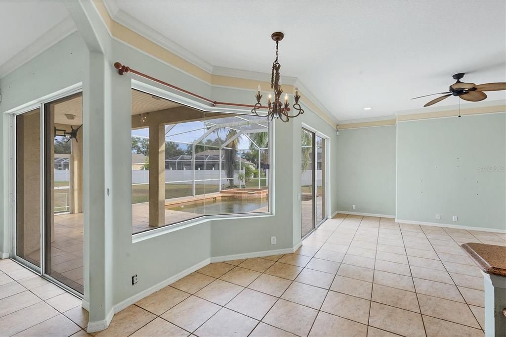 待售: $469,900 (4 贝兹, 3 浴室, 2431 平方英尺)