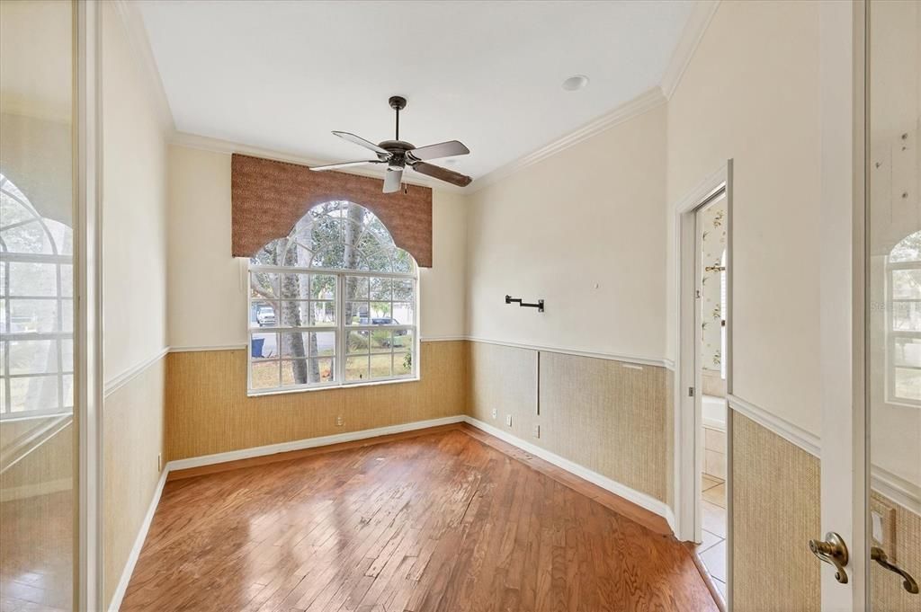 待售: $469,900 (4 贝兹, 3 浴室, 2431 平方英尺)