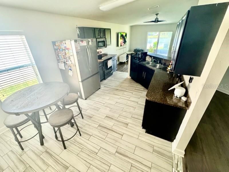 En Venta: $398,900 (3 camas, 2 baños, 1910 Pies cuadrados)