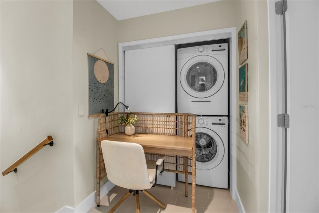 На продажу: $829,000 (2 спален, 1 ванн, 921 Квадратных фут)