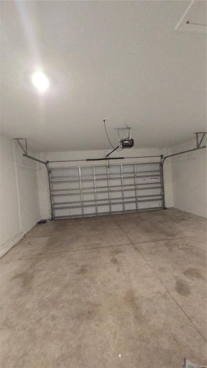 出租: $2,690 (5 贝兹, 2 浴室, 2370 平方英尺)