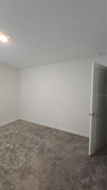 出租: $2,690 (5 贝兹, 2 浴室, 2370 平方英尺)