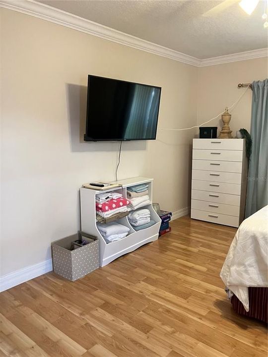 En Venta: $499,000 (4 camas, 2 baños, 2158 Pies cuadrados)