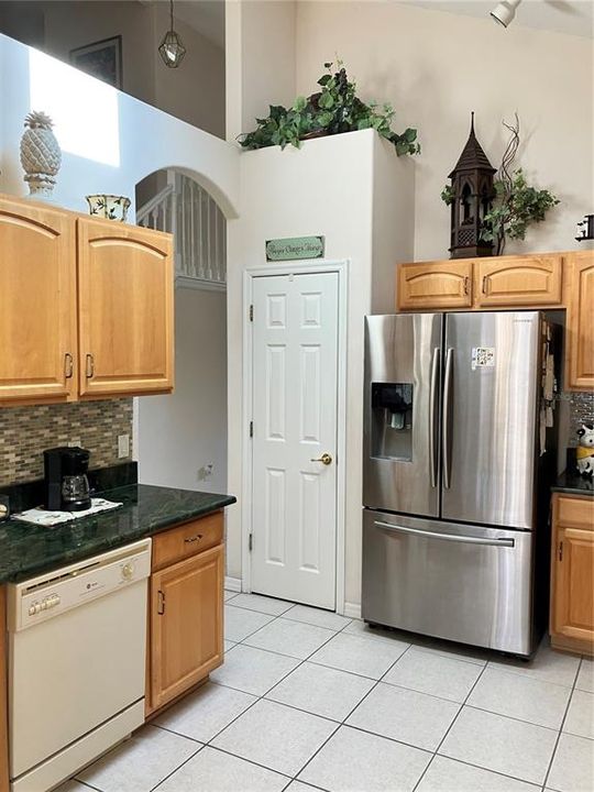 En Venta: $499,000 (4 camas, 2 baños, 2158 Pies cuadrados)