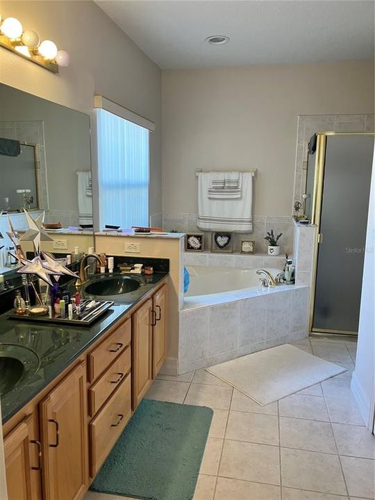 En Venta: $499,000 (4 camas, 2 baños, 2158 Pies cuadrados)