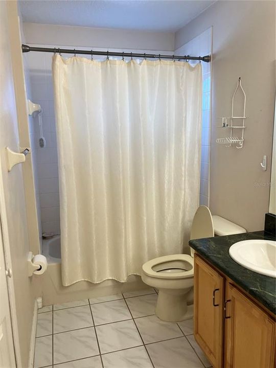 En Venta: $499,000 (4 camas, 2 baños, 2158 Pies cuadrados)