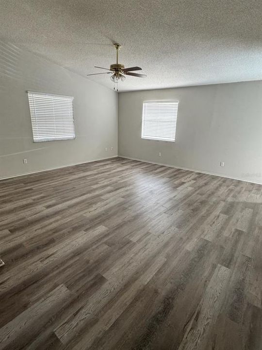 En Renta: $1,350 (2 camas, 1 baños, 1049 Pies cuadrados)