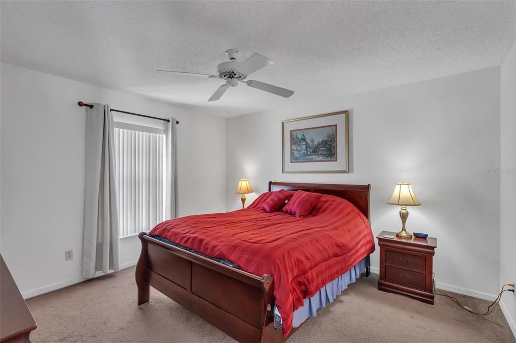 En Venta: $399,900 (3 camas, 2 baños, 1486 Pies cuadrados)