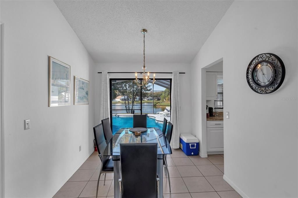 En Venta: $399,900 (3 camas, 2 baños, 1486 Pies cuadrados)