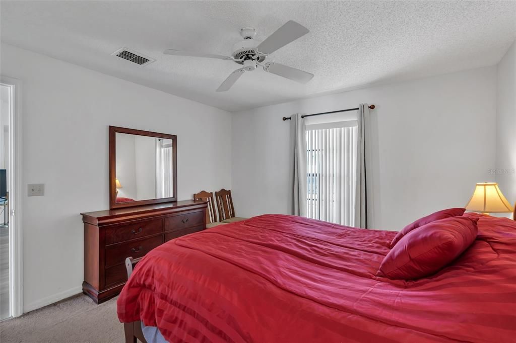 En Venta: $399,900 (3 camas, 2 baños, 1486 Pies cuadrados)