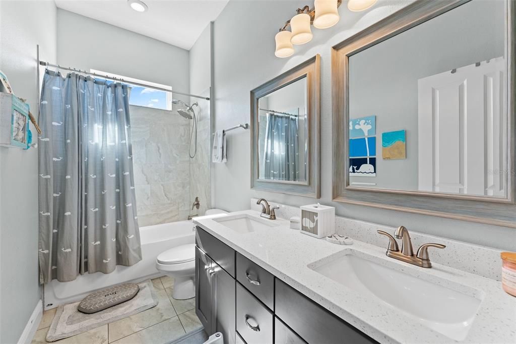 En Venta: $850,000 (4 camas, 3 baños, 2646 Pies cuadrados)