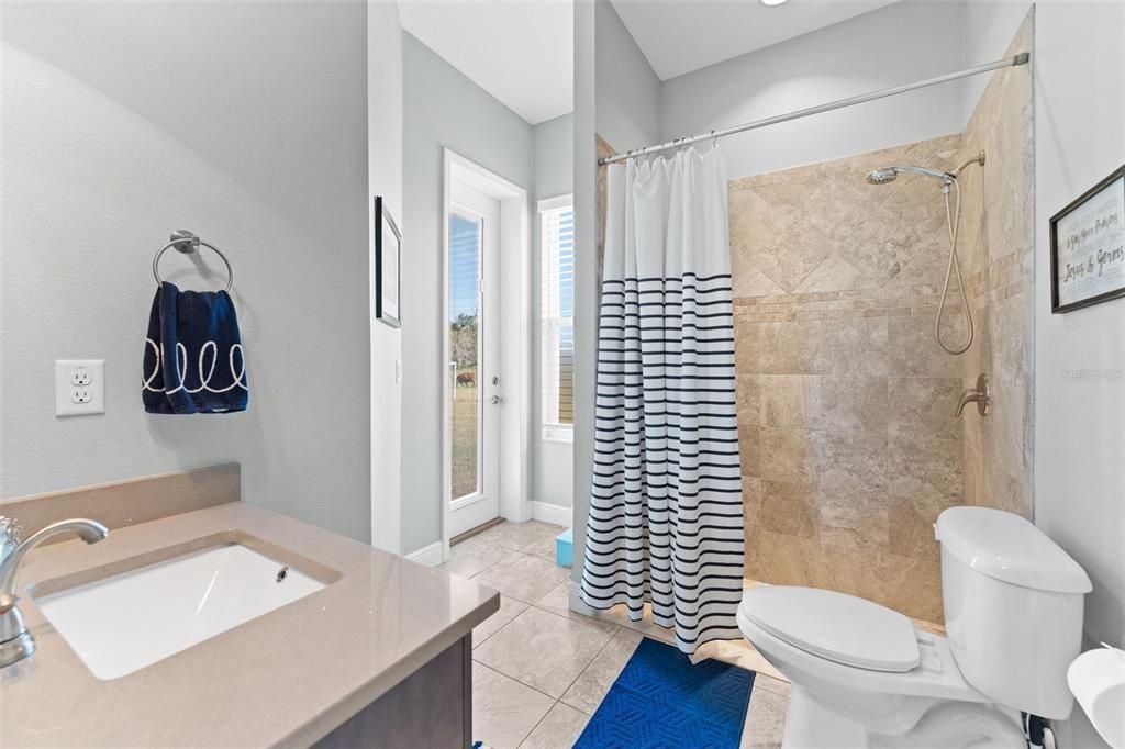 En Venta: $850,000 (4 camas, 3 baños, 2646 Pies cuadrados)