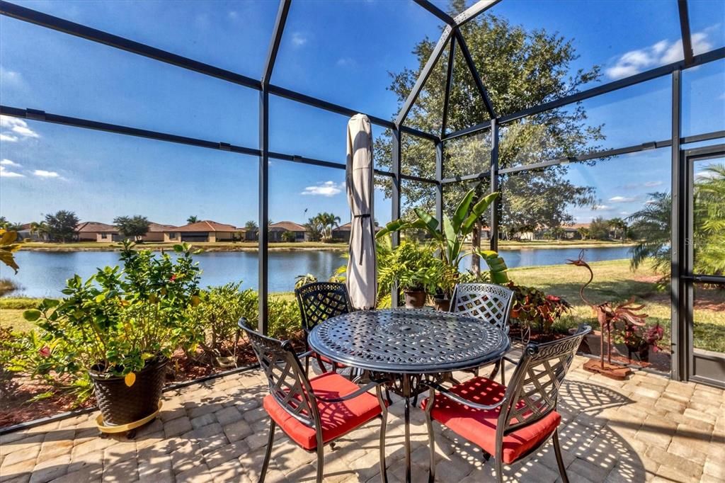 待售: $377,000 (2 贝兹, 2 浴室, 1572 平方英尺)