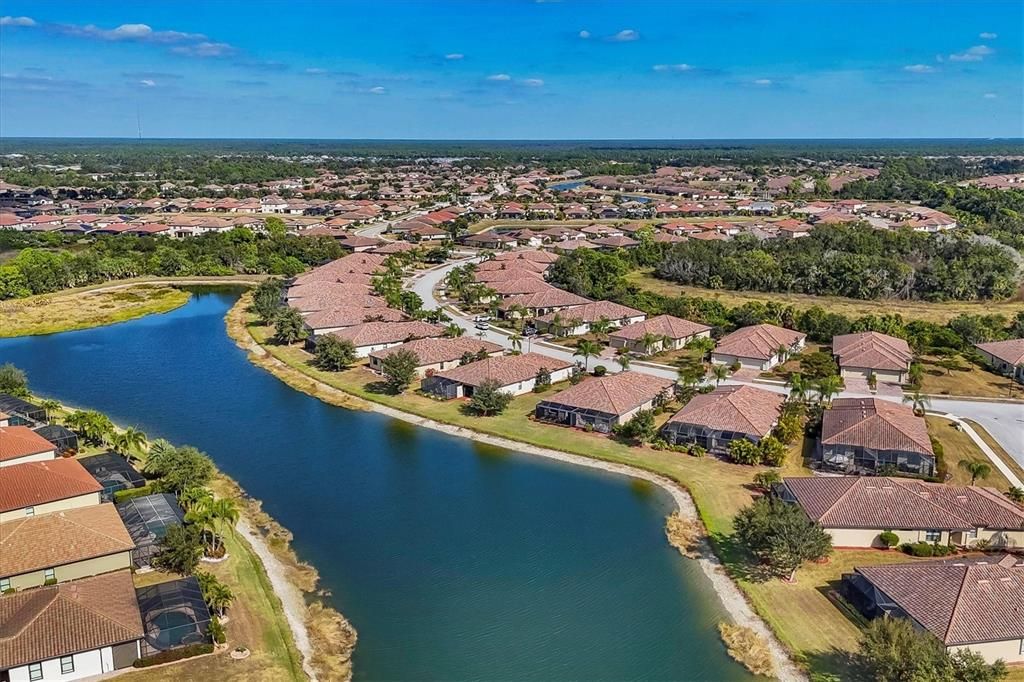 待售: $377,000 (2 贝兹, 2 浴室, 1572 平方英尺)