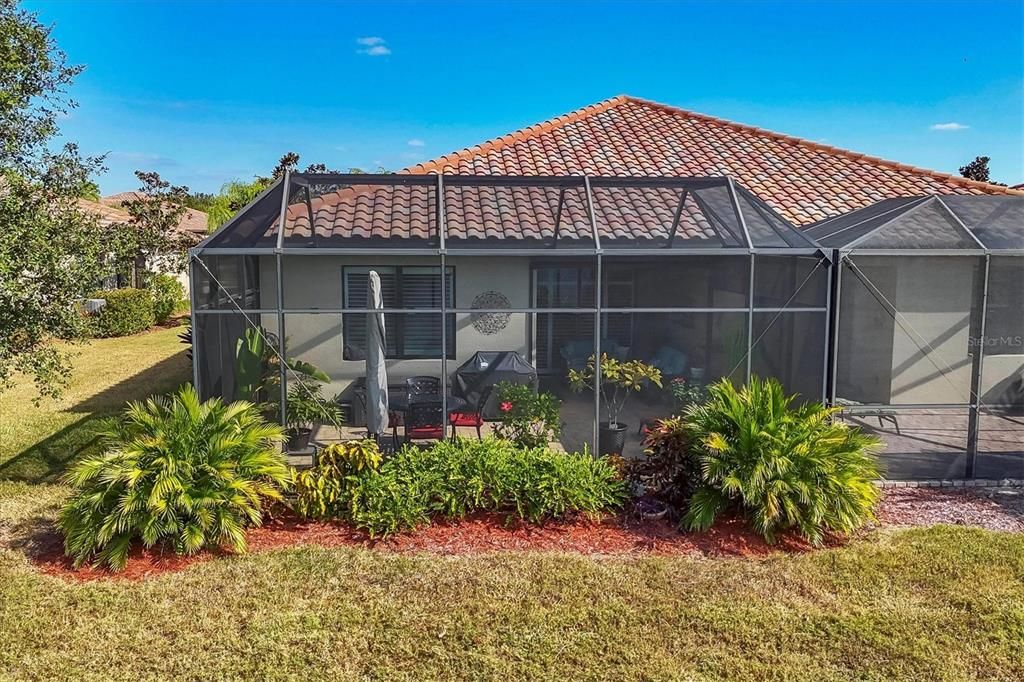 待售: $377,000 (2 贝兹, 2 浴室, 1572 平方英尺)