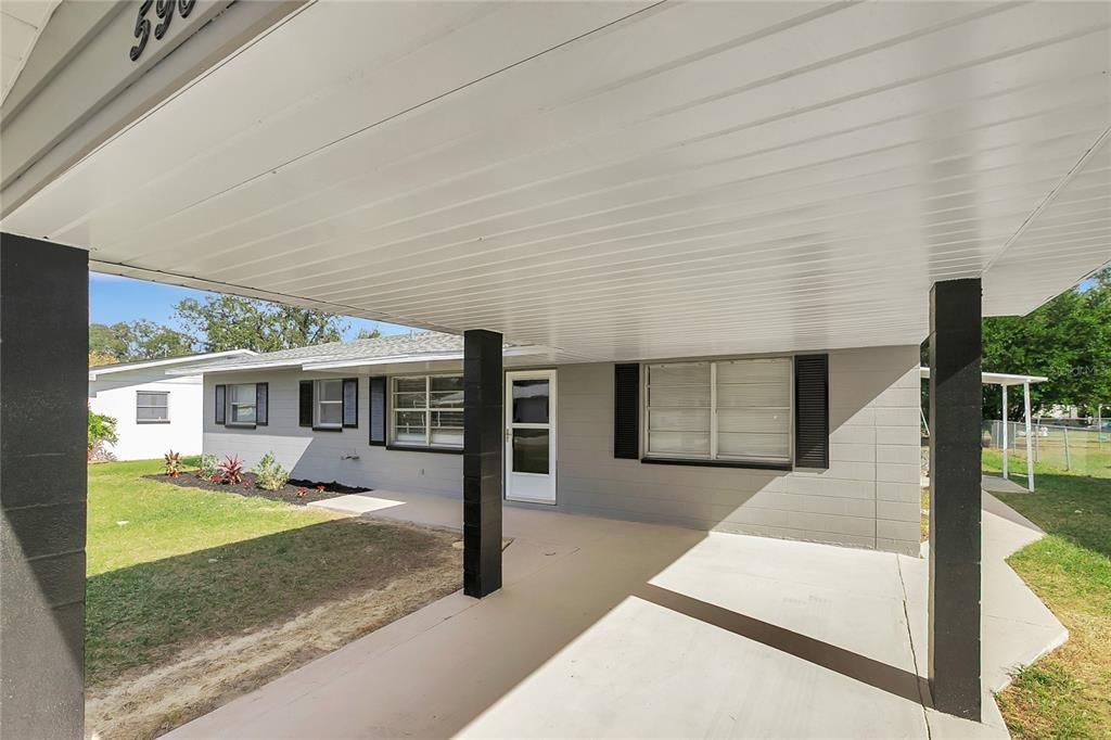 En Venta: $299,000 (3 camas, 2 baños, 1428 Pies cuadrados)