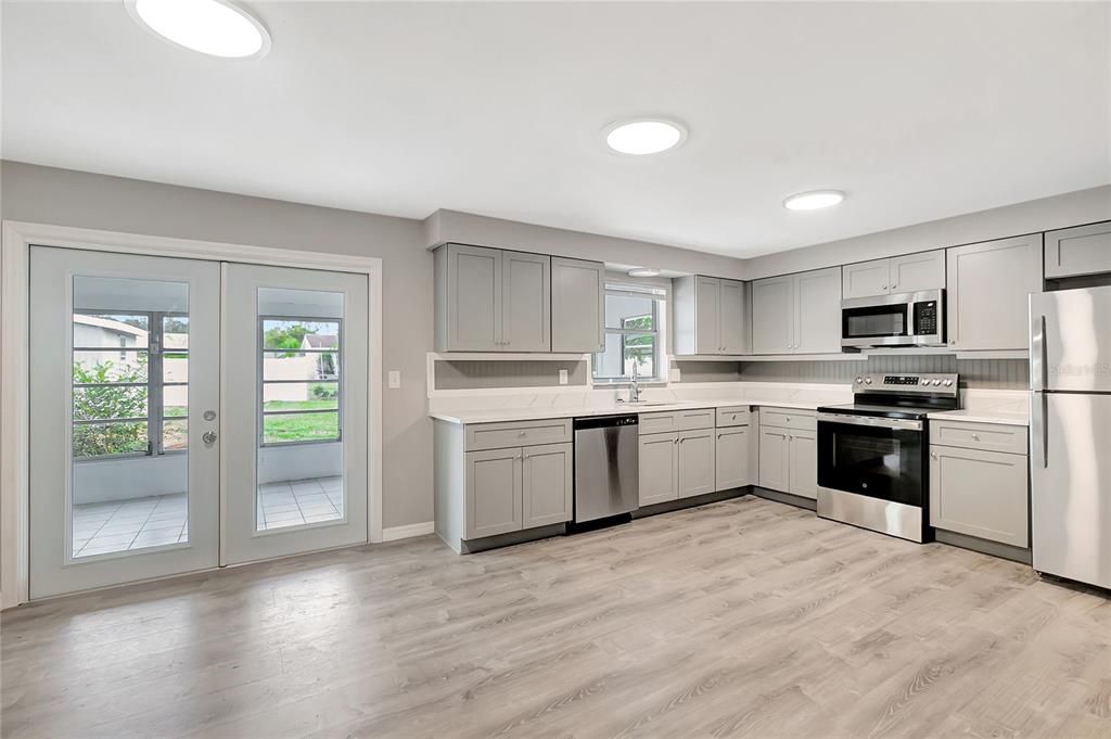 En Venta: $299,000 (3 camas, 2 baños, 1428 Pies cuadrados)