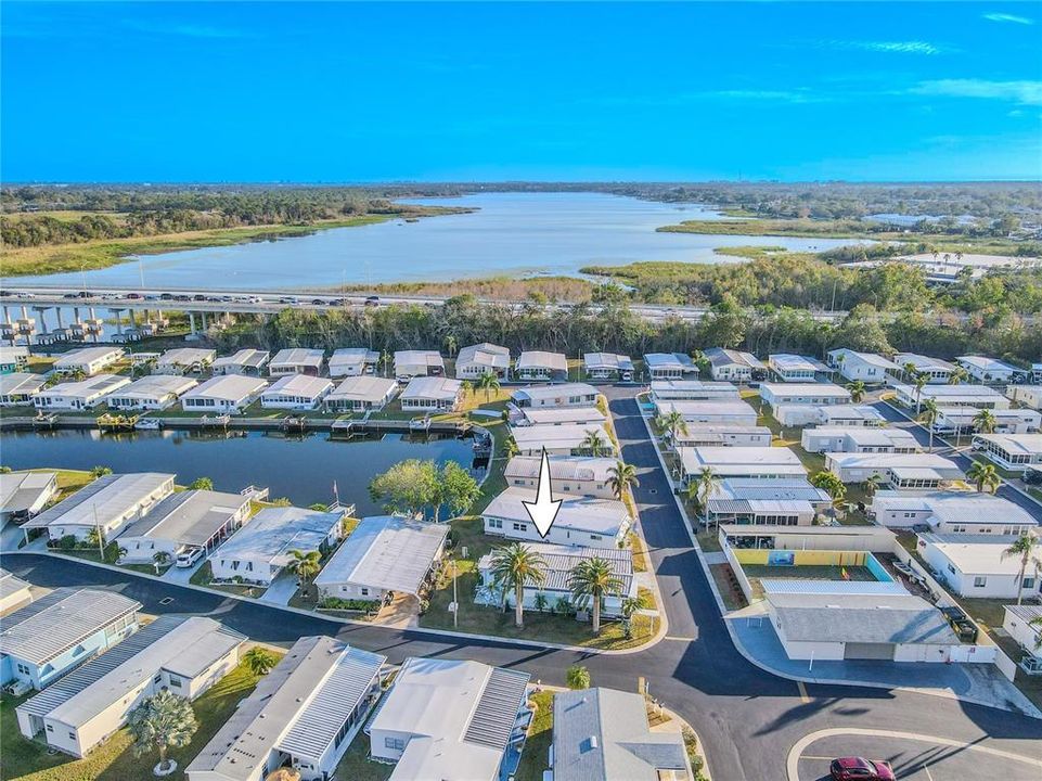 待售: $215,000 (2 贝兹, 2 浴室, 1286 平方英尺)