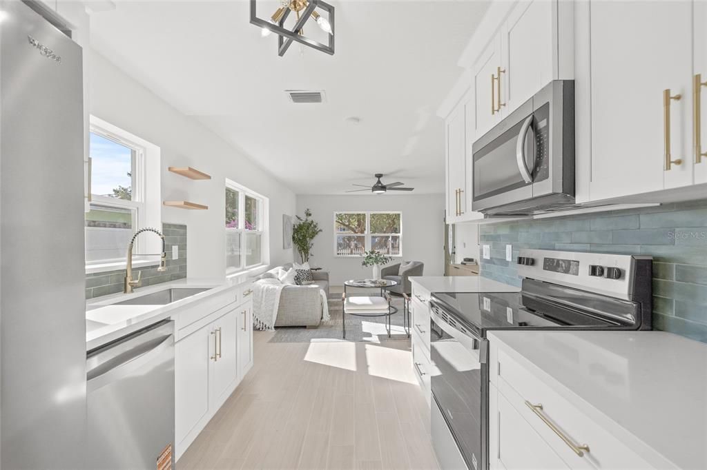 For Sale: $419,900 (4 beds, 2 baths, 1523 Square Feet)