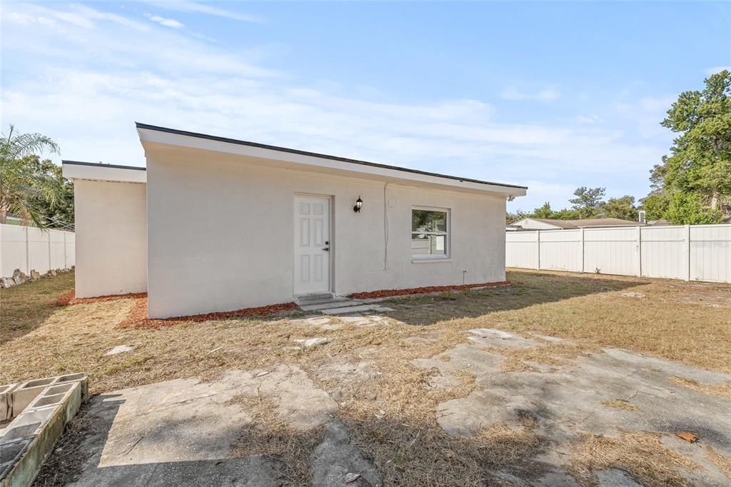 For Sale: $419,900 (4 beds, 2 baths, 1523 Square Feet)