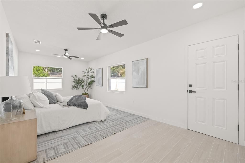 For Sale: $419,900 (4 beds, 2 baths, 1523 Square Feet)