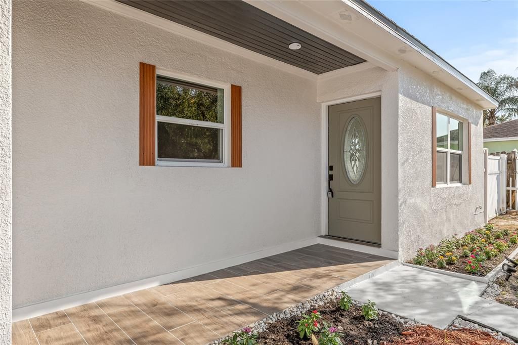 For Sale: $419,900 (4 beds, 2 baths, 1523 Square Feet)