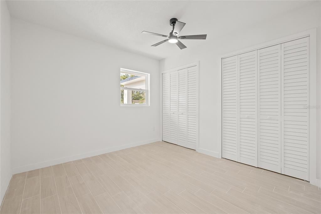 For Sale: $419,900 (4 beds, 2 baths, 1523 Square Feet)