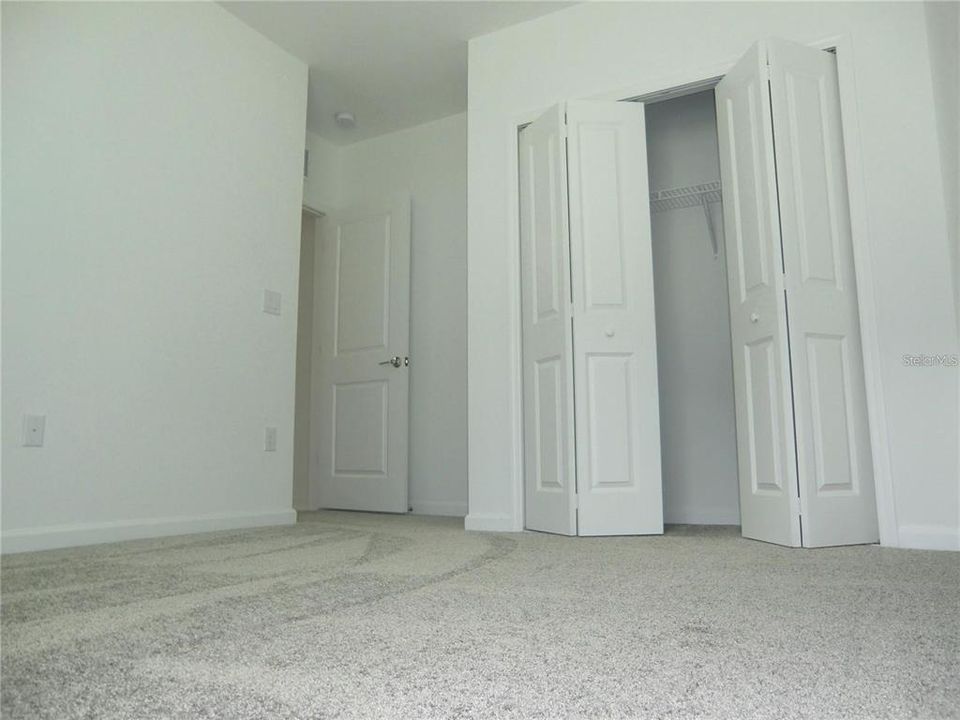 出租: $2,250 (4 贝兹, 2 浴室, 1936 平方英尺)