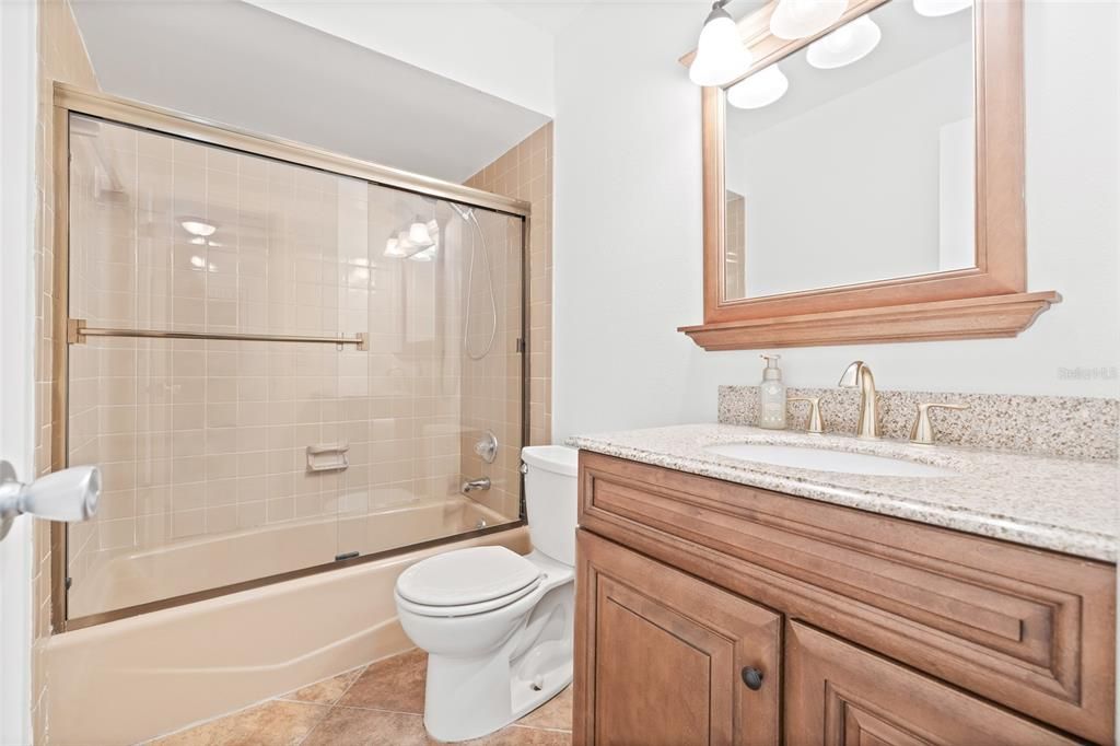 En Venta: $489,900 (4 camas, 3 baños, 2094 Pies cuadrados)