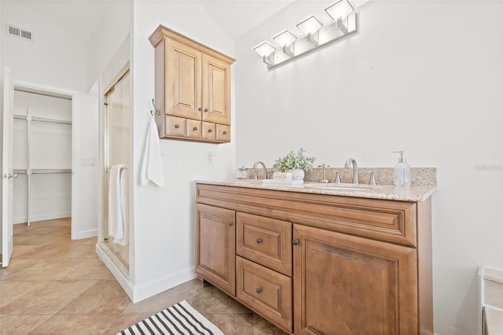 En Venta: $489,900 (4 camas, 3 baños, 2094 Pies cuadrados)