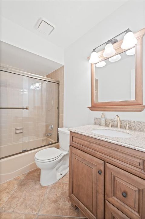 En Venta: $489,900 (4 camas, 3 baños, 2094 Pies cuadrados)