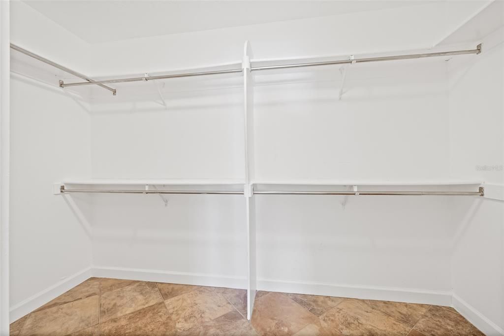 En Venta: $489,900 (4 camas, 3 baños, 2094 Pies cuadrados)