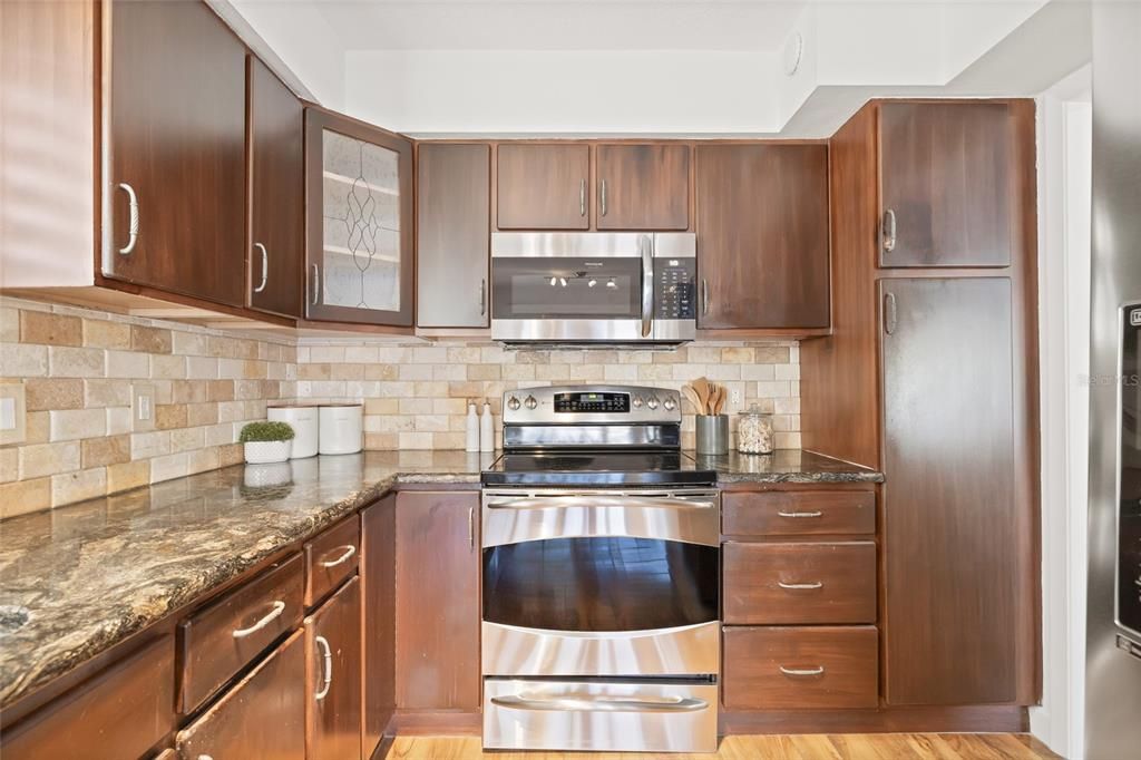 En Venta: $489,900 (4 camas, 3 baños, 2094 Pies cuadrados)