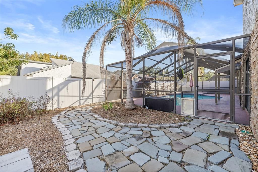 En Venta: $489,900 (4 camas, 3 baños, 2094 Pies cuadrados)