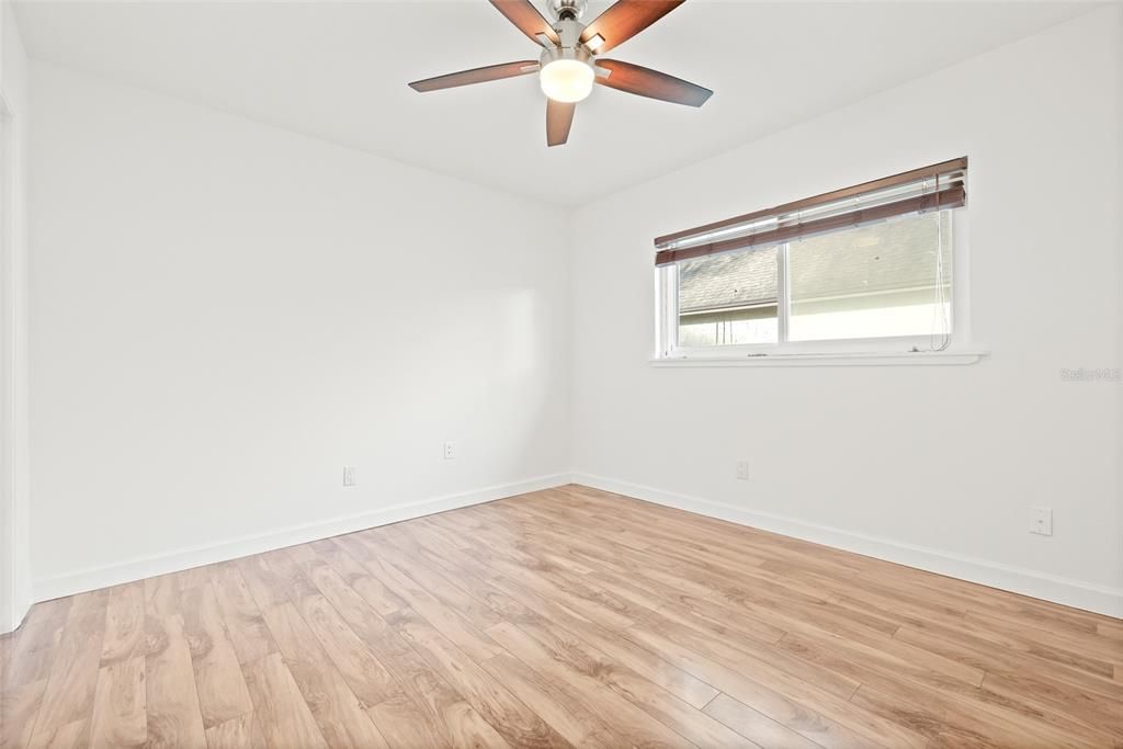 En Venta: $489,900 (4 camas, 3 baños, 2094 Pies cuadrados)