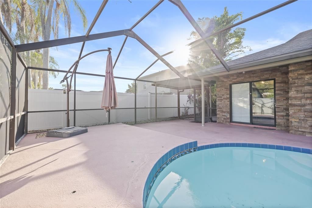 En Venta: $489,900 (4 camas, 3 baños, 2094 Pies cuadrados)