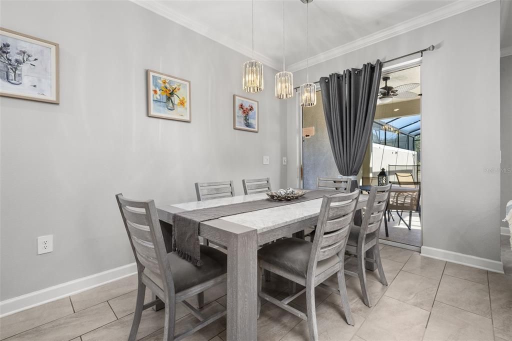 En Venta: $525,000 (4 camas, 3 baños, 1902 Pies cuadrados)