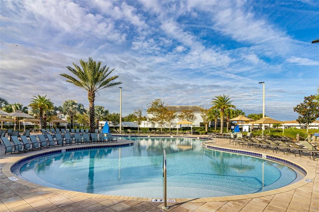 En Venta: $525,000 (4 camas, 3 baños, 1902 Pies cuadrados)