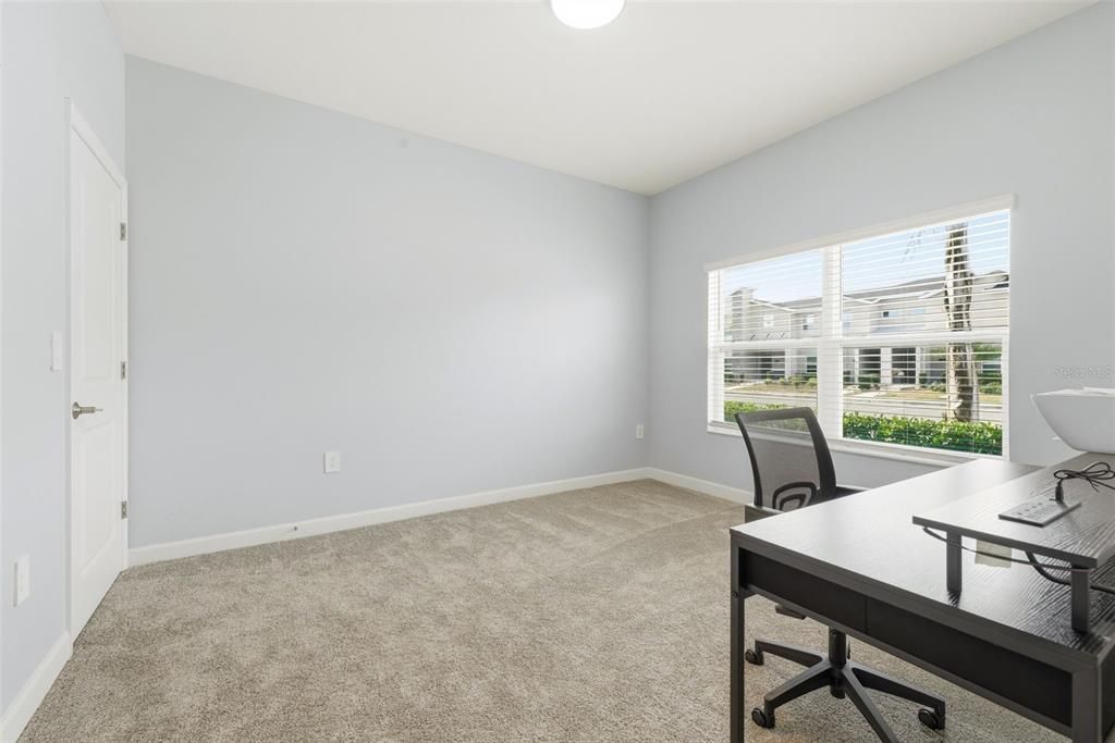 En Venta: $525,000 (4 camas, 3 baños, 1902 Pies cuadrados)